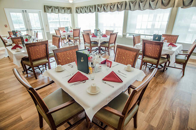 Brookdale Lake Mary dining room