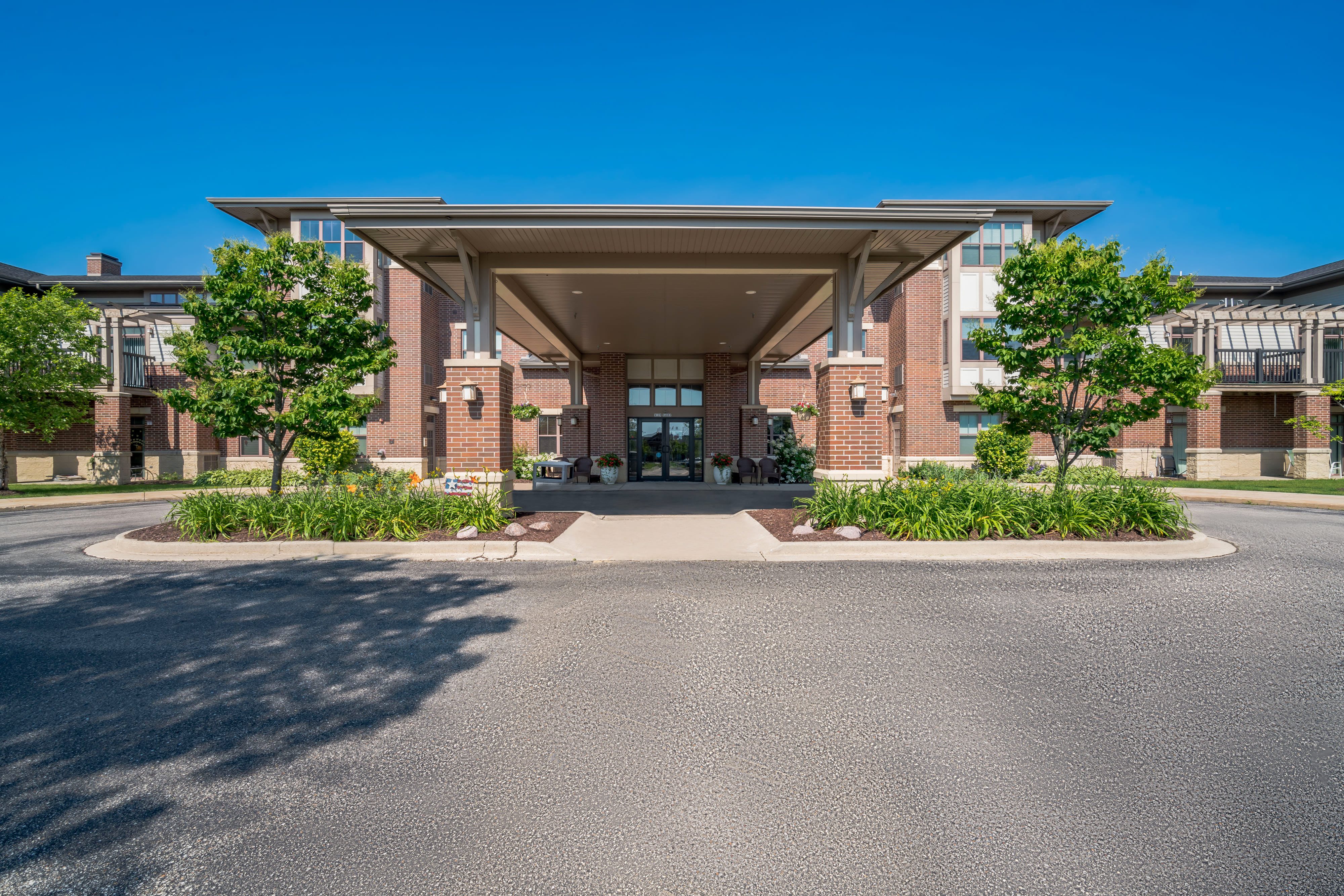 Holiday Village at the Falls community exterior