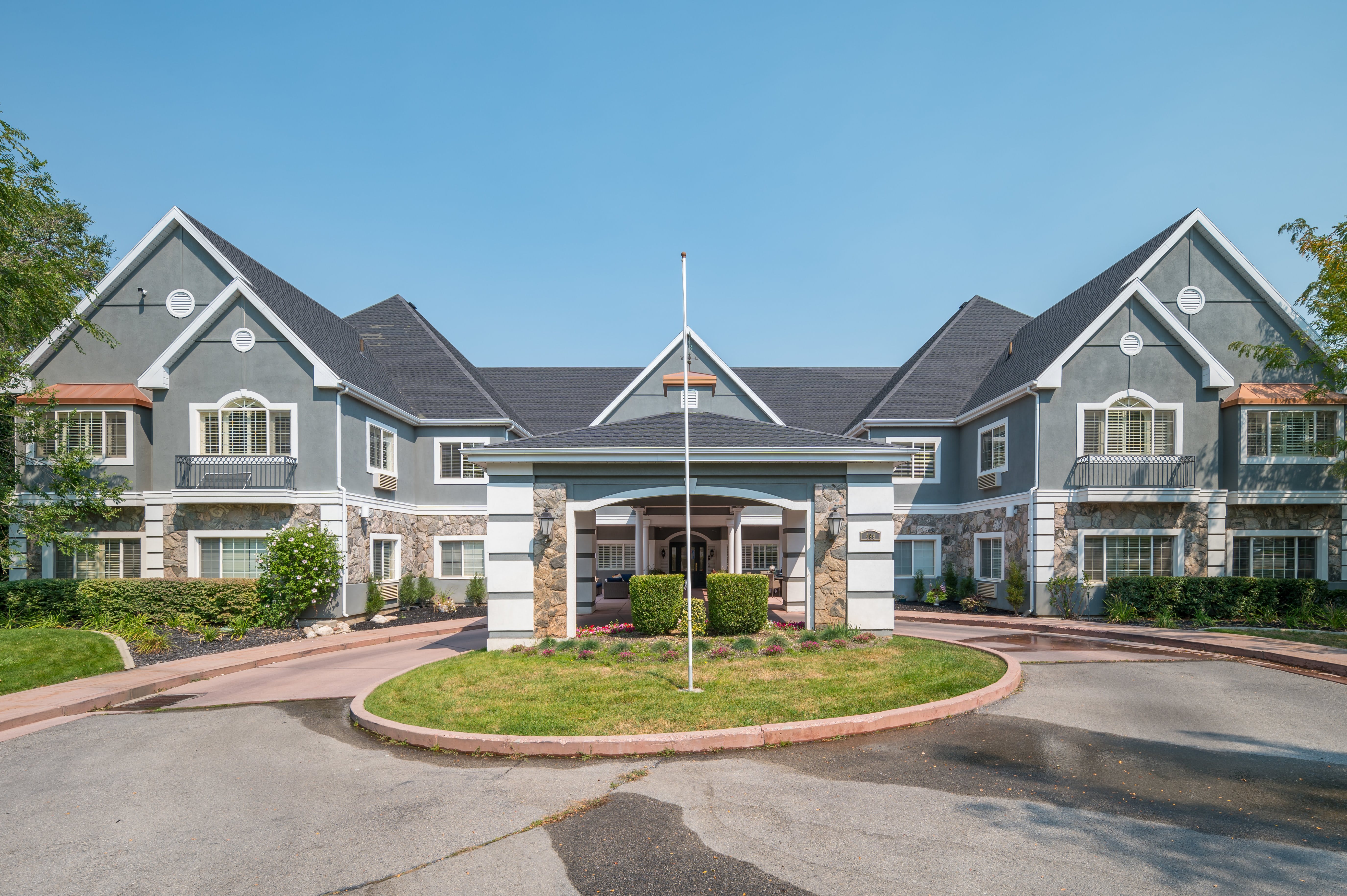 Barton Creek Senior Living community exterior