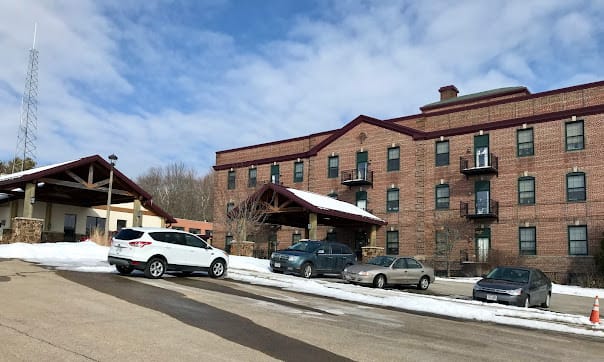 Northland Lodge Assisted Living community exterior