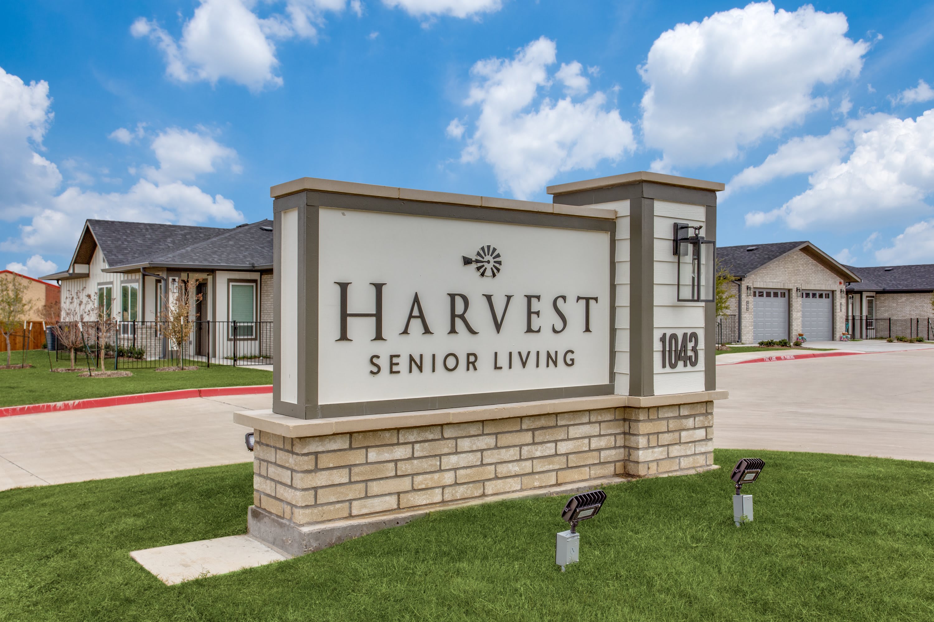 Harvest of Aledo Senior Living community exterior