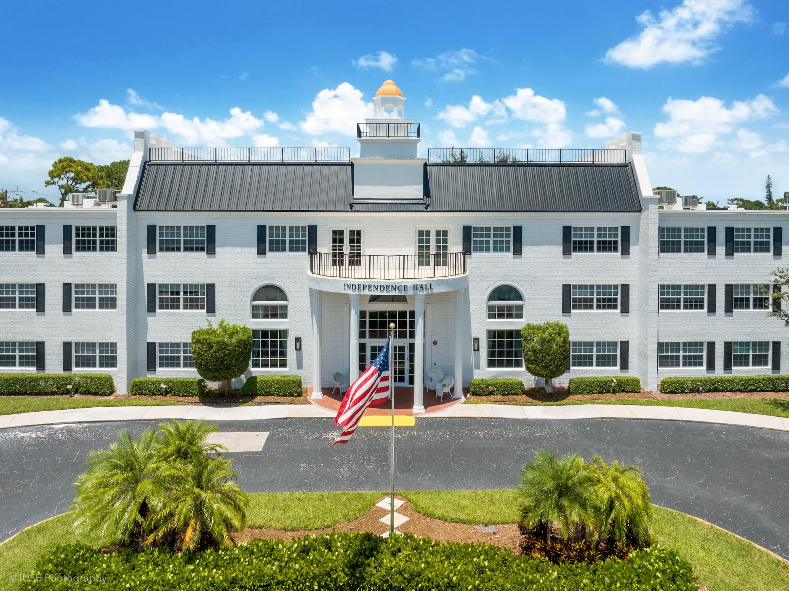 Photo of Independence Hall Senior Living