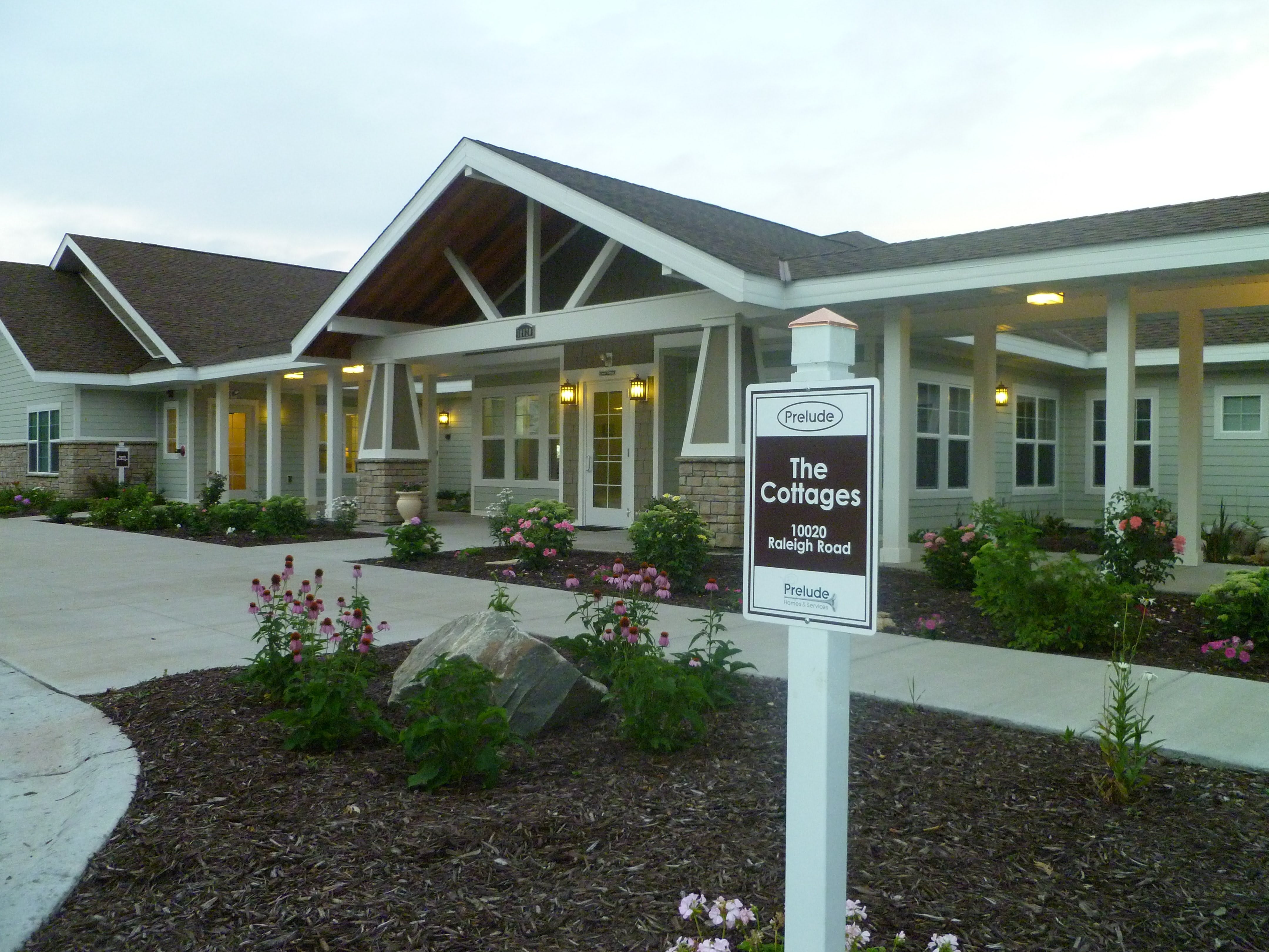 Woodbury South Cottages