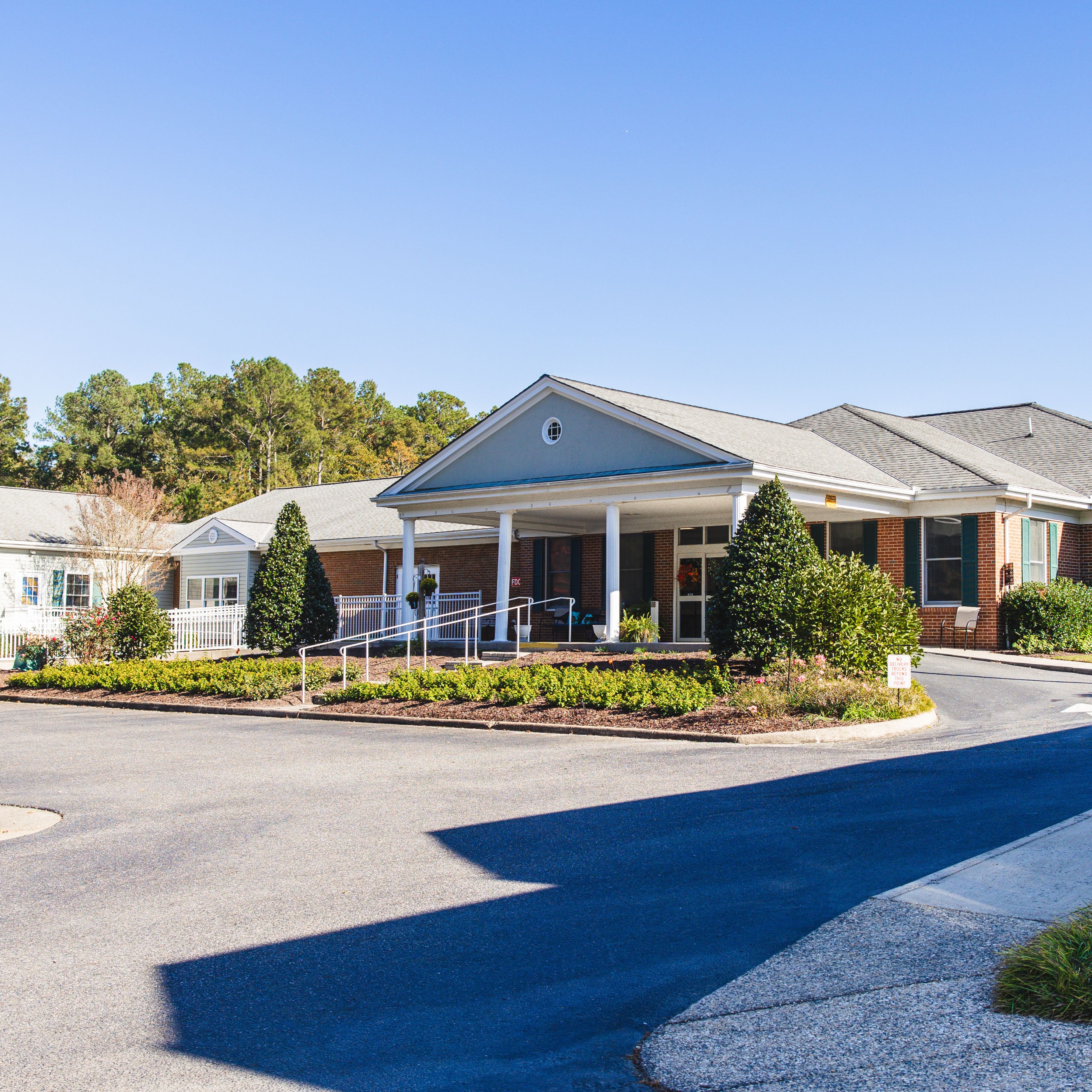 Photo of Commonwealth Senior Living at Gloucester House