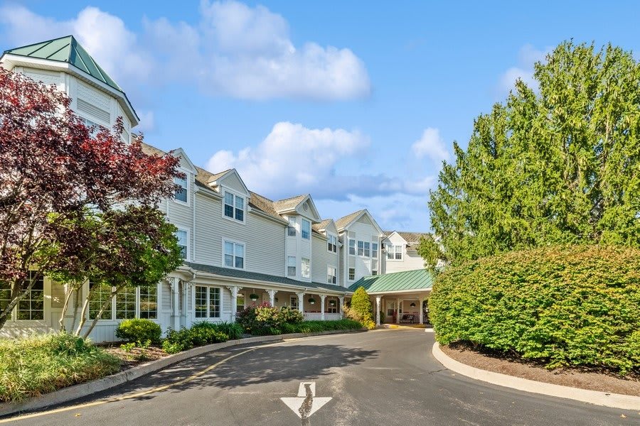 Woodbridge Place Senior Living 