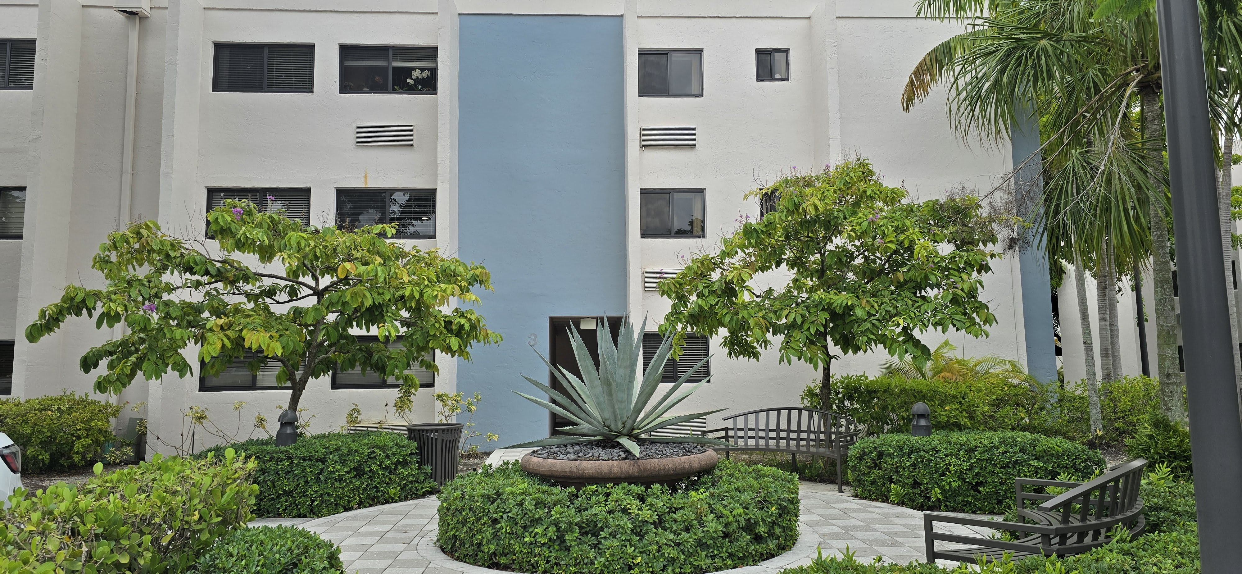 Photo of Las Palmas Senior Living