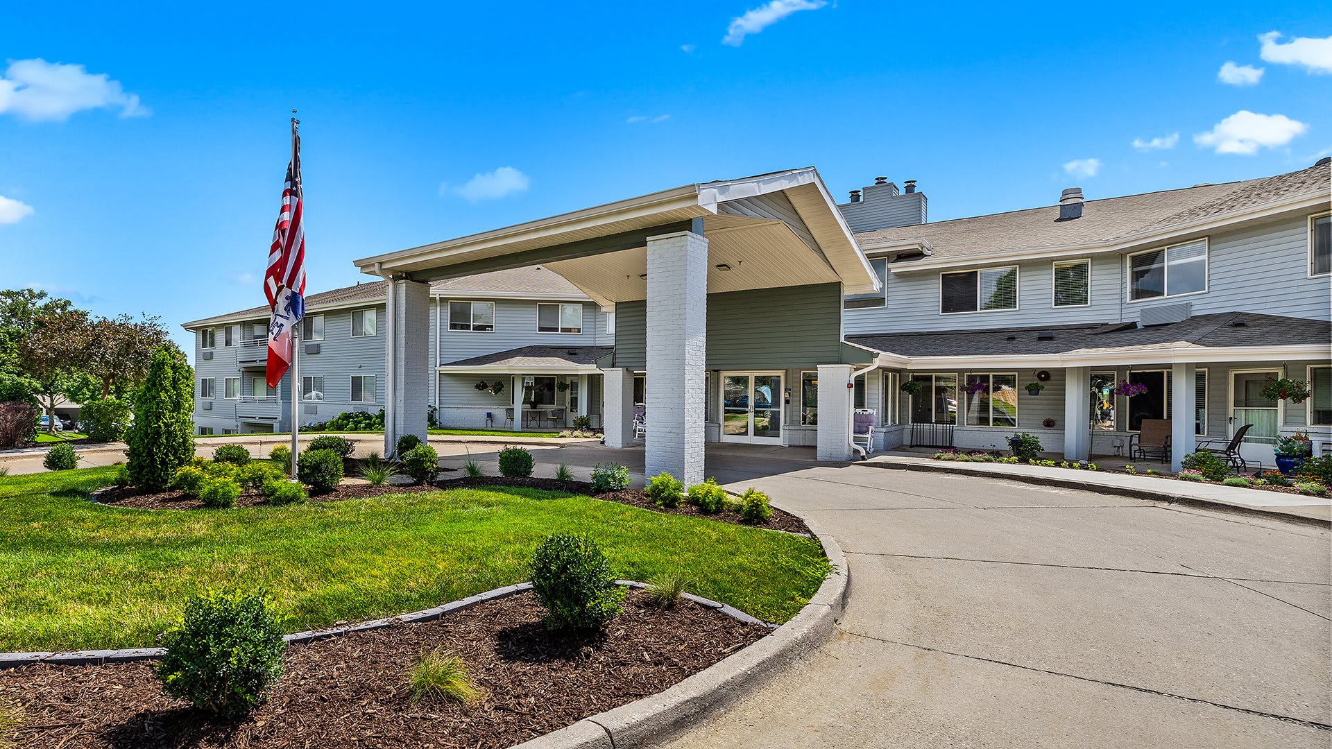 Holiday Illahee Hills 