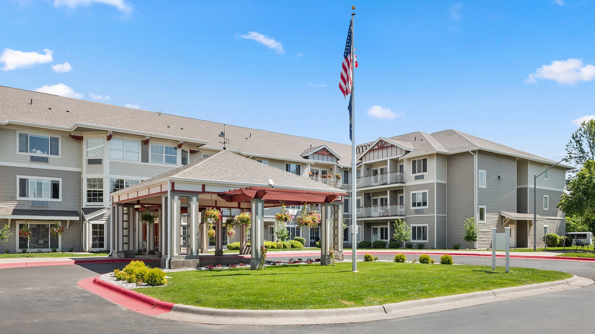 Holiday Grizzly Peak