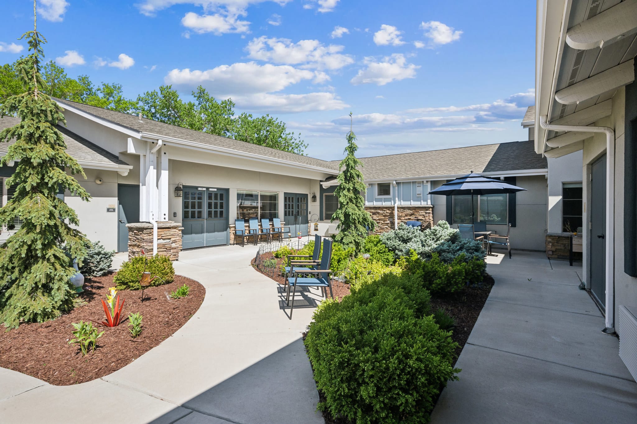 Harvard Square by Cogir