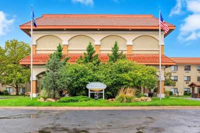 Photo of Sedgwick Plaza