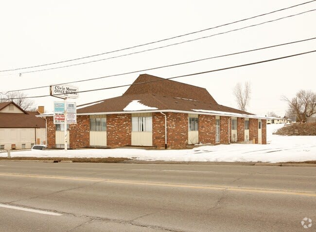 Photo of Pearl Manor and Marie Manor