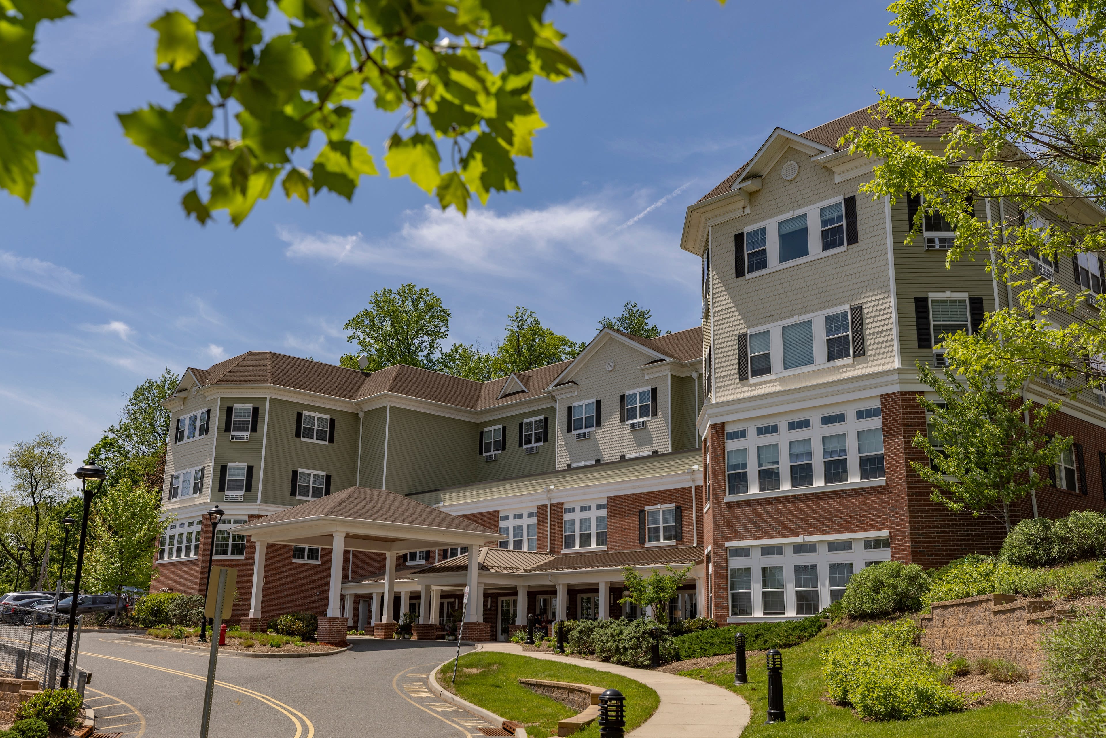 Photo of Mira Vie Clifton