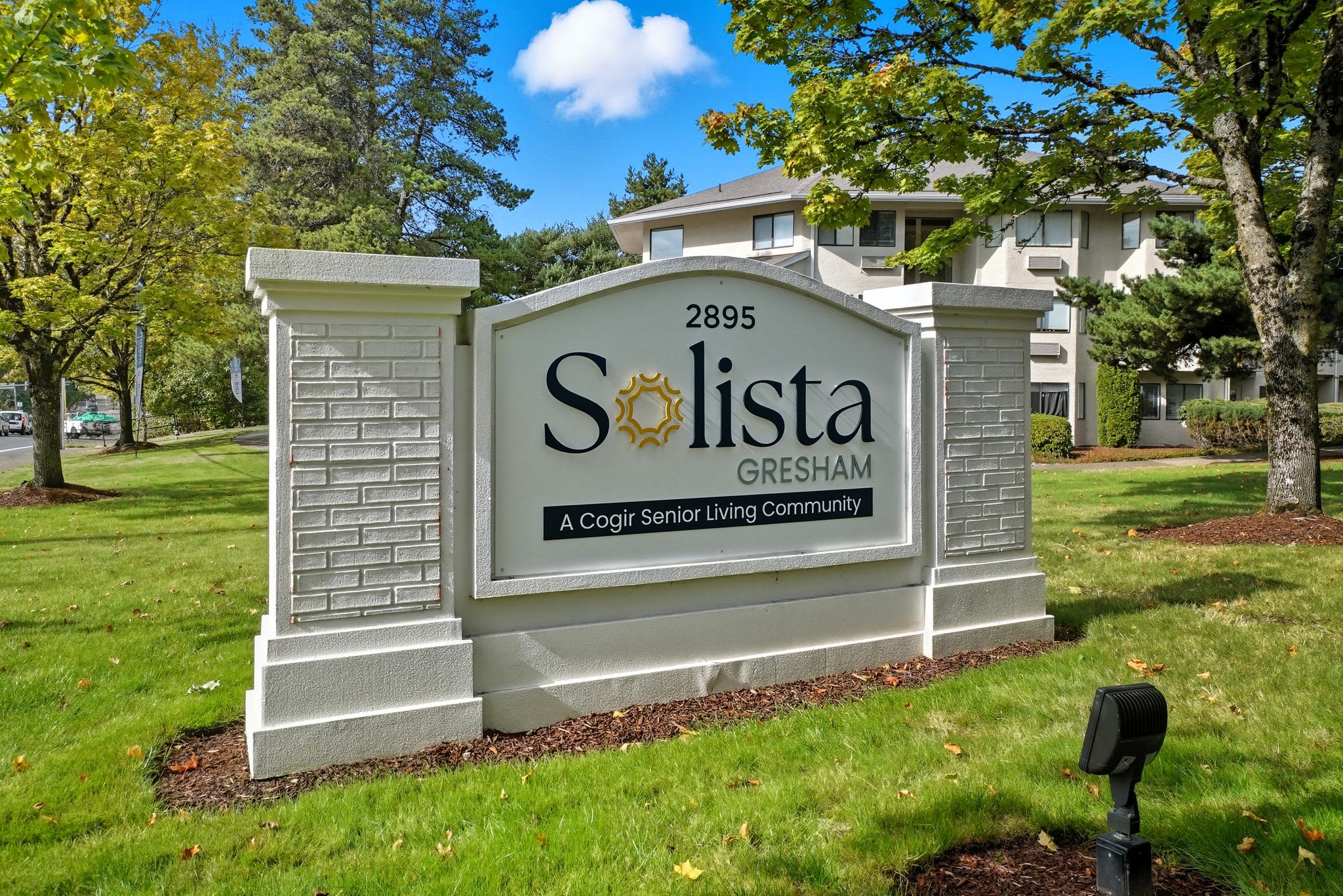 Solista Gresham by Cogir