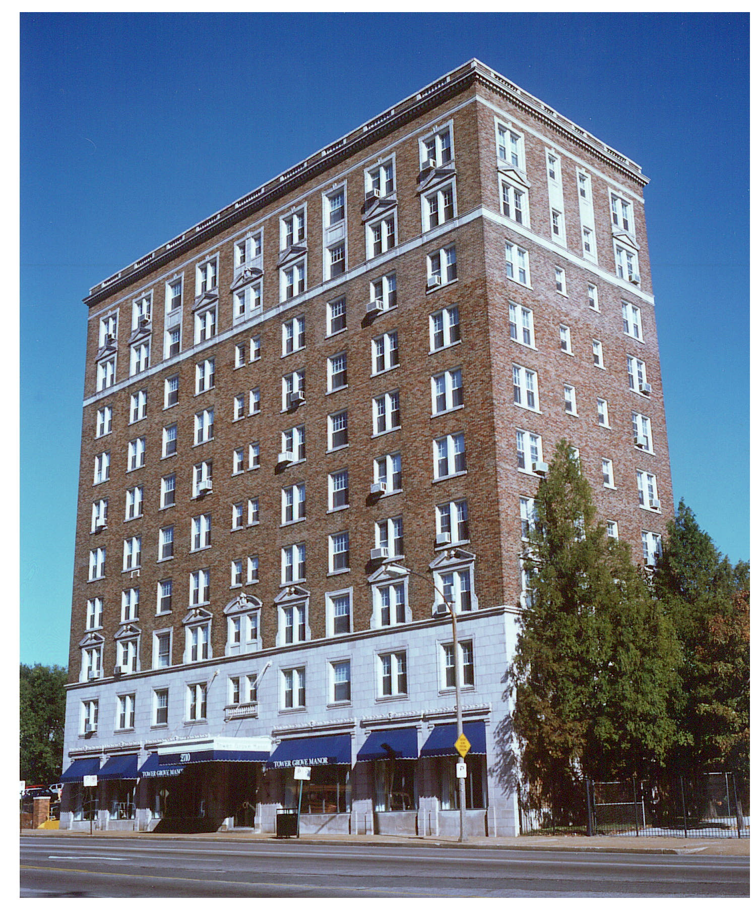 Tower Grove Manor community exterior