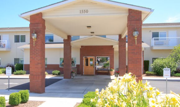 Sun Terrace Hermiston community exterior