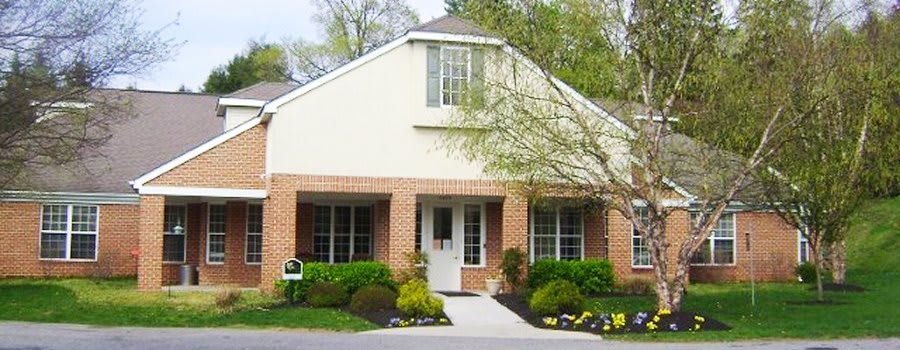 Commonwealth Senior Living at Cockeysville community exterior