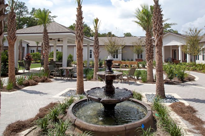 Ortega Gardens Memory Care outdoor common area