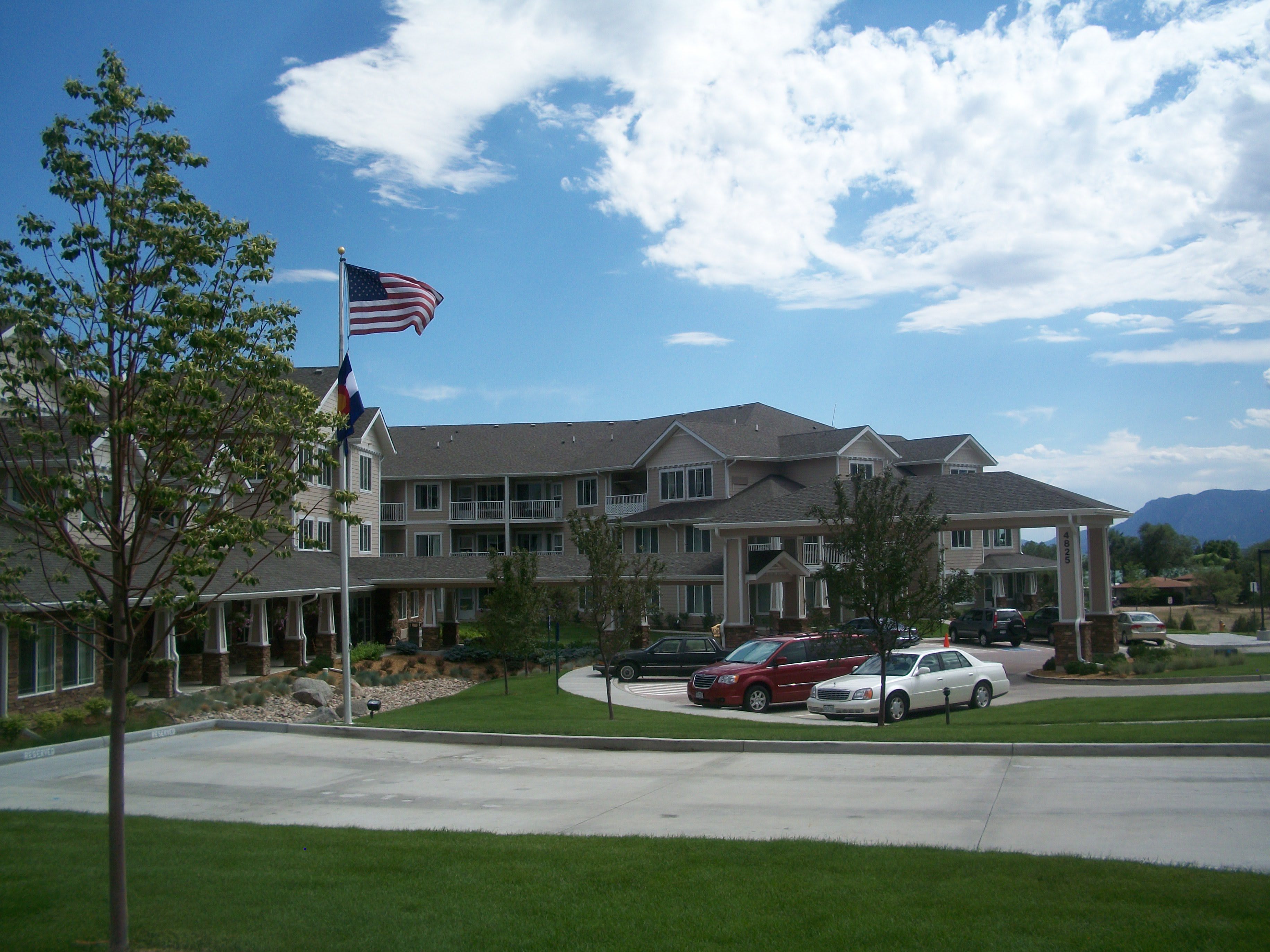 Summit Glen community exterior