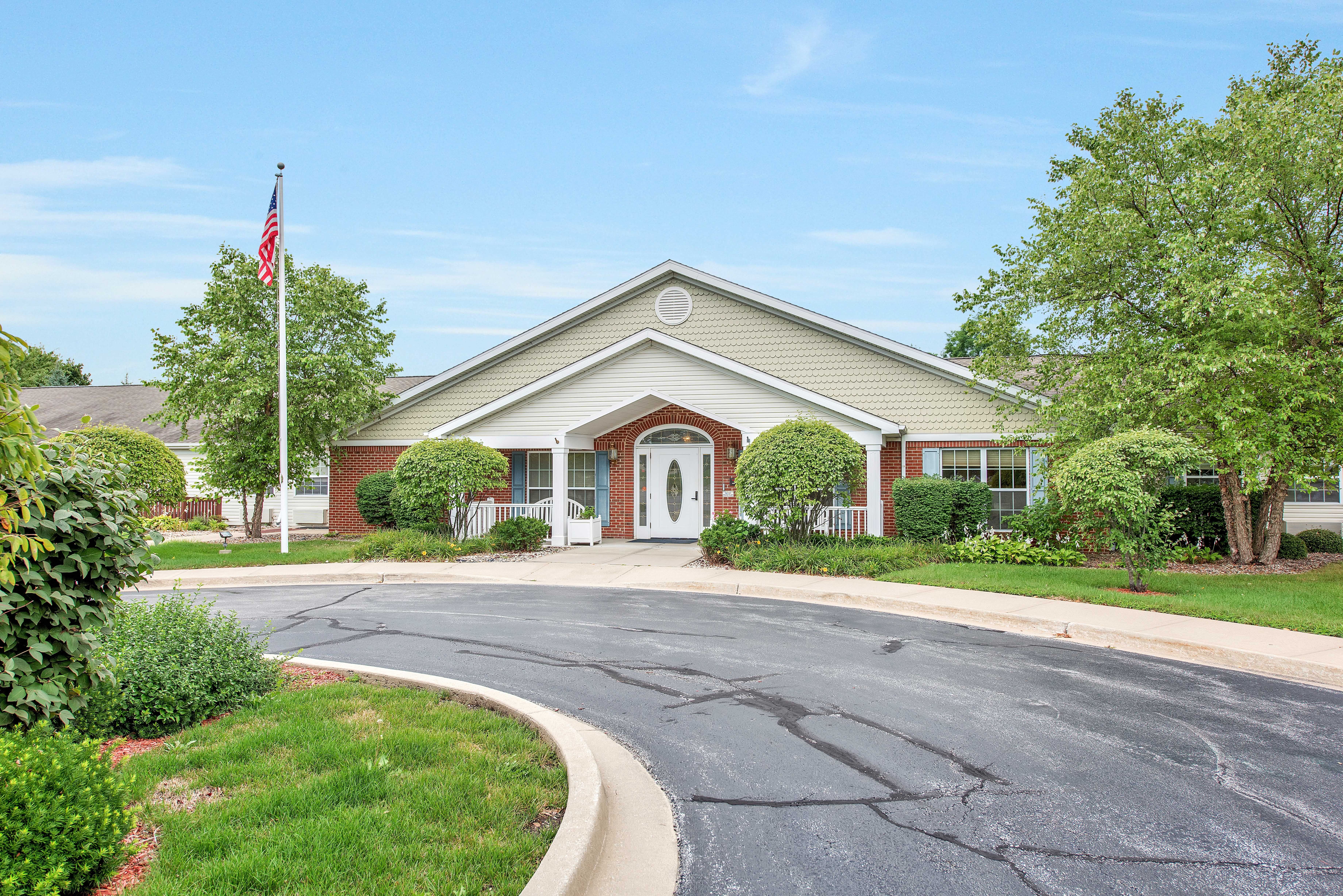 Charter Senior Living of Hazel Crest community exterior