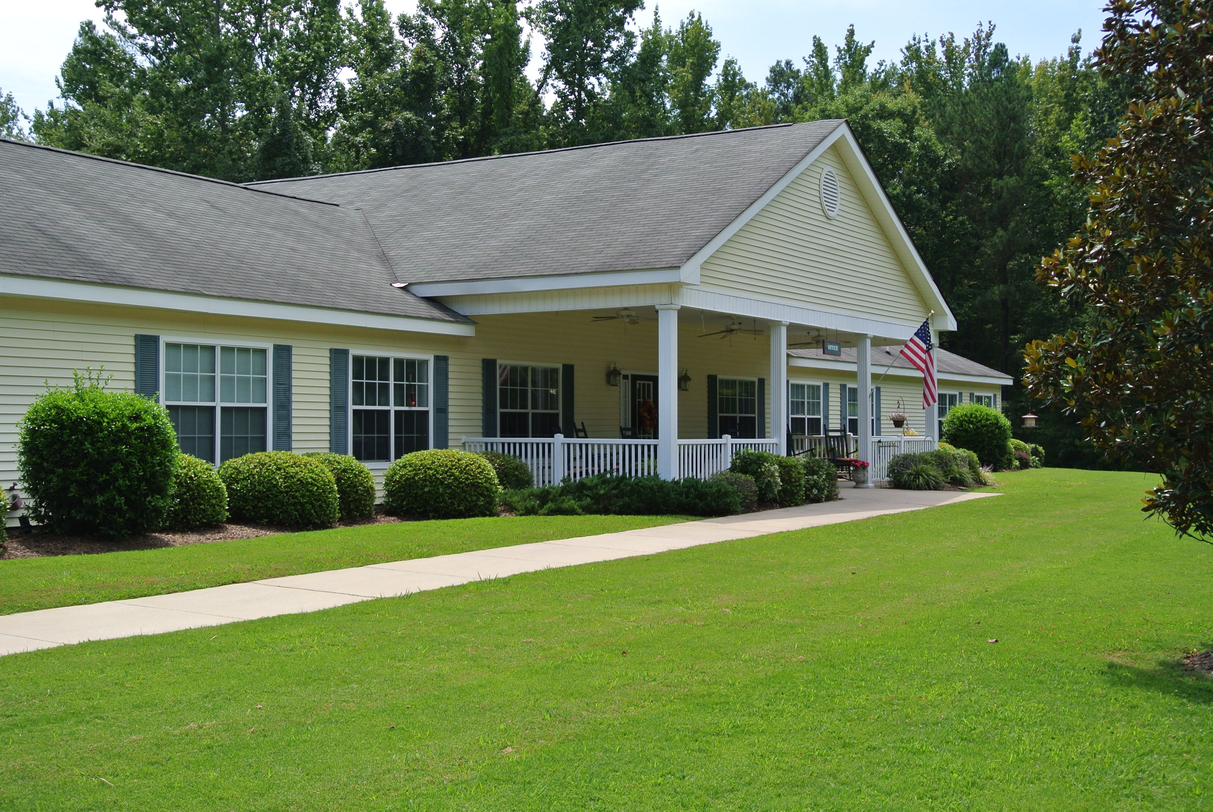 Country Cottage - Decatur