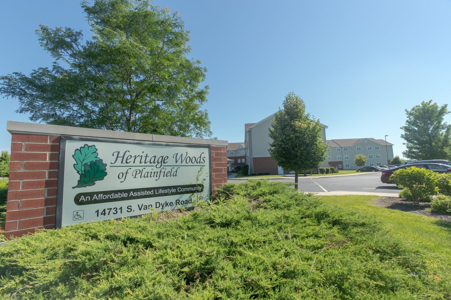 Heritage Woods of Plainfield Community Exterior