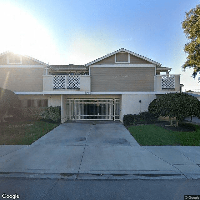 Photo of 121 N Kathryn Drive