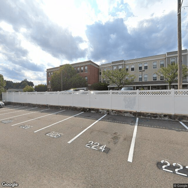 street view of Holiday Maplewood Place