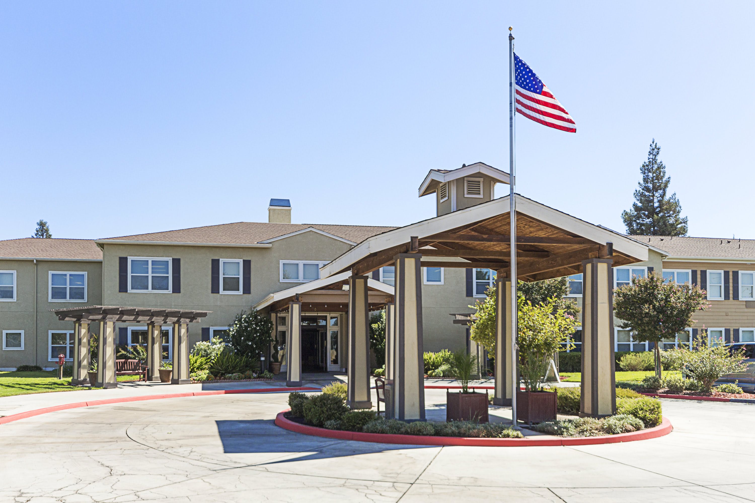 Saddle Ridge Senior Living community exterior