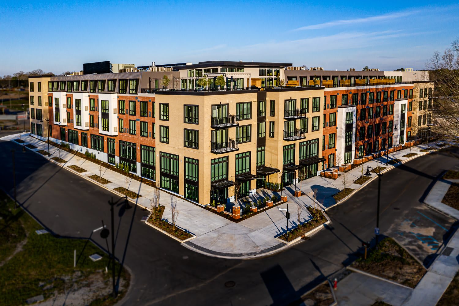 Merrill Gardens at Columbia aerial view of community