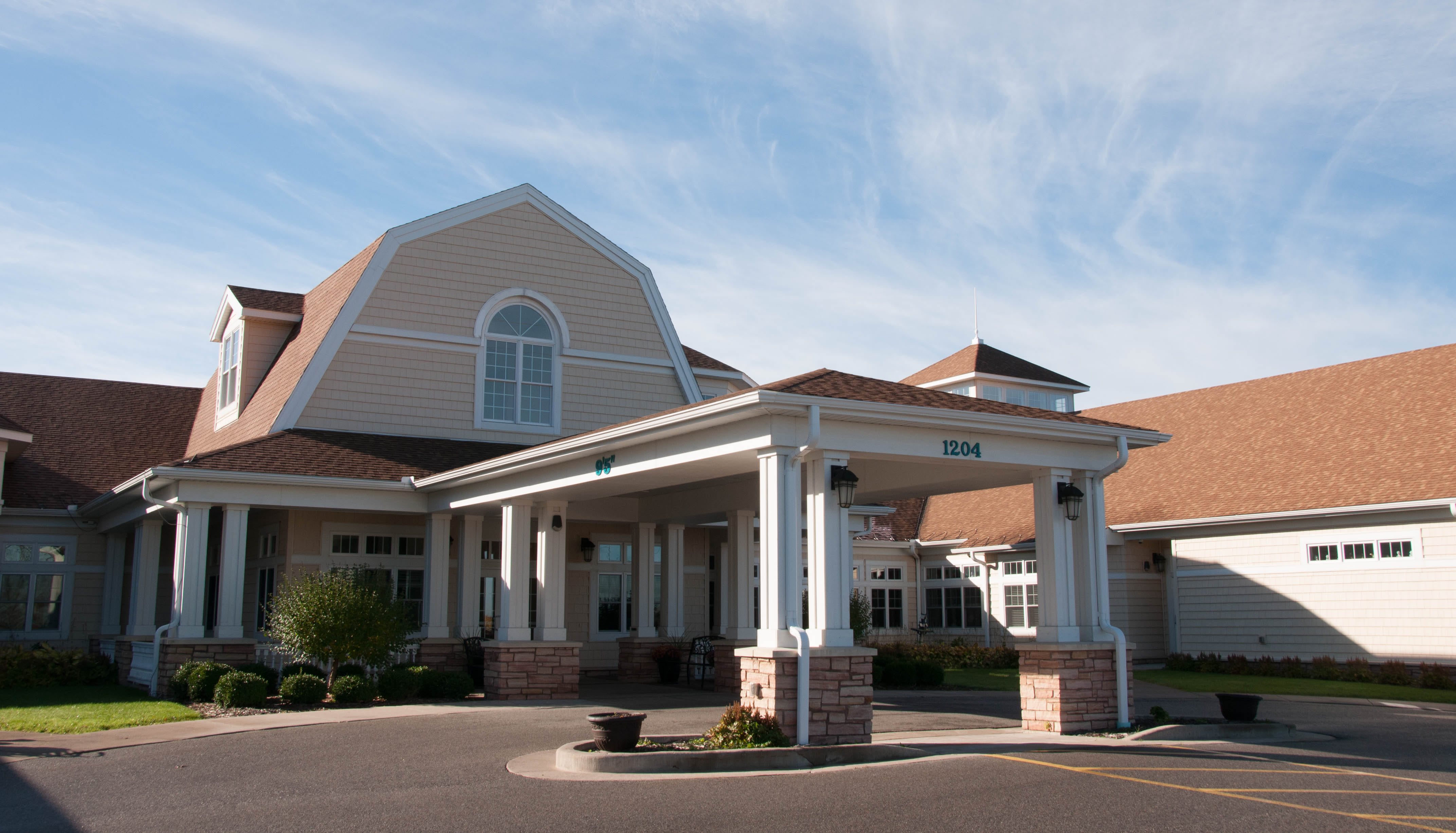 Stoney River Assisted Living and Memory Care community exterior