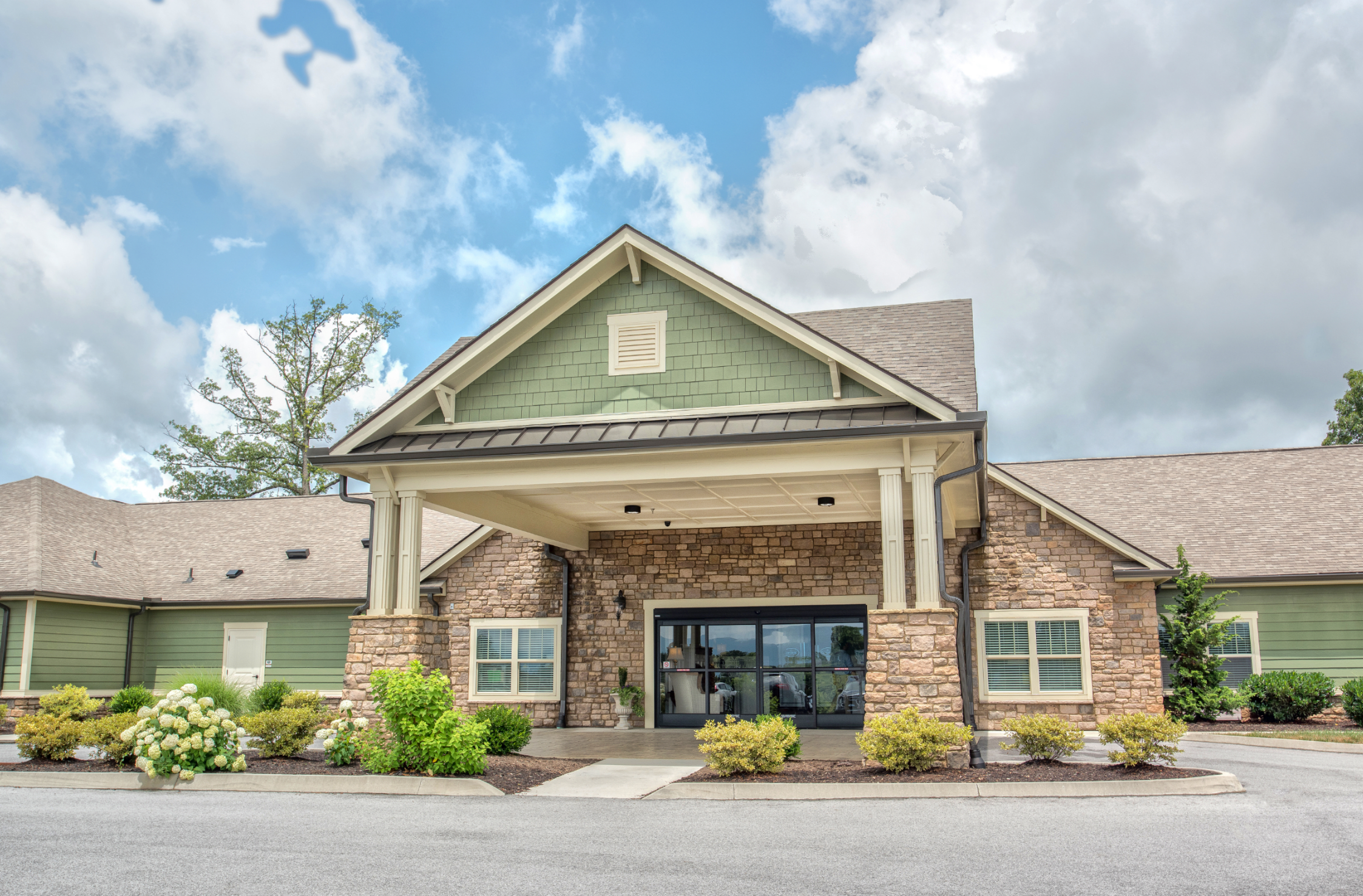 Clover Hill Senior Living community exterior