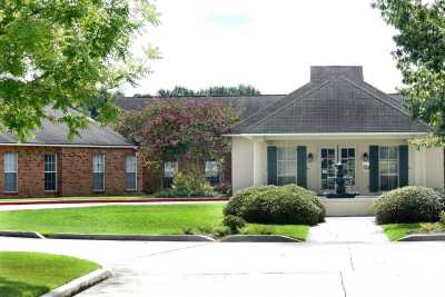 Photo of Oakwood Village