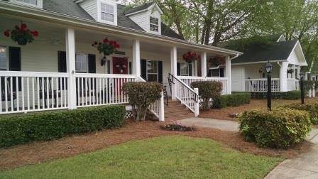 Savannah Court of Lake Oconee community exterior